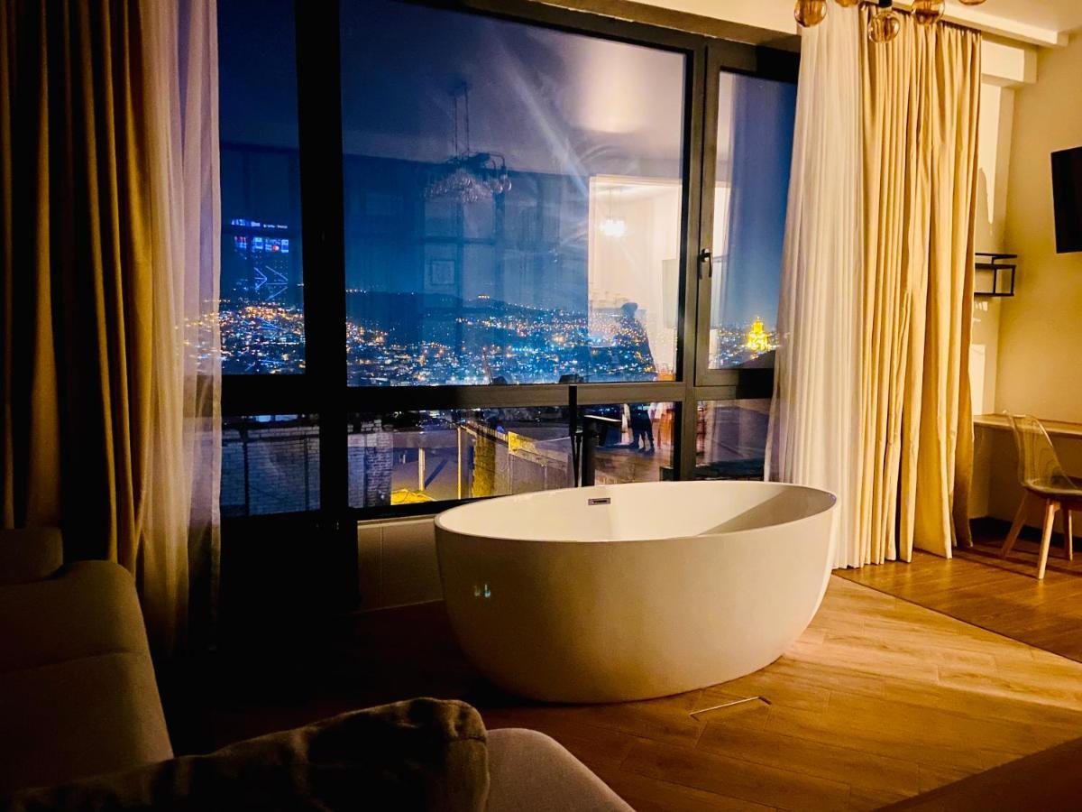 Luxury Apartment In Old Tbilisi With Terrace Kültér fotó