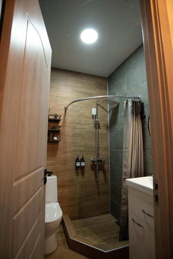 Luxury Apartment In Old Tbilisi With Terrace Kültér fotó