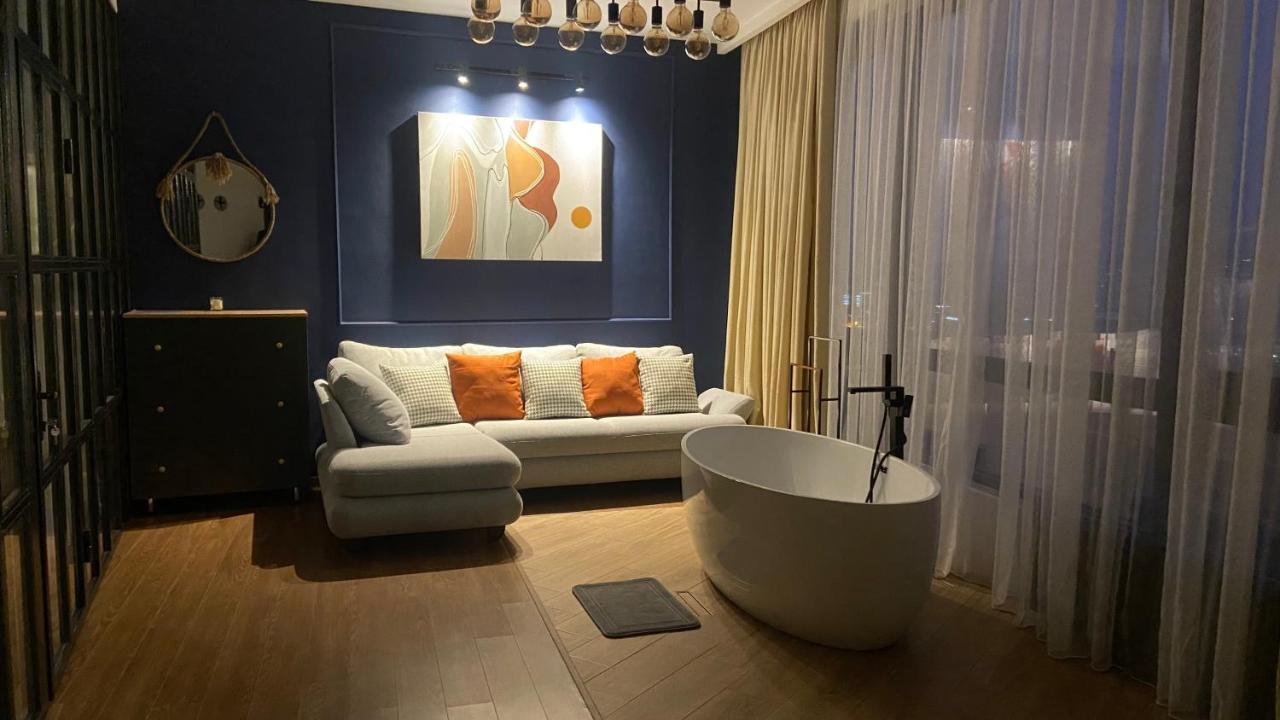 Luxury Apartment In Old Tbilisi With Terrace Kültér fotó