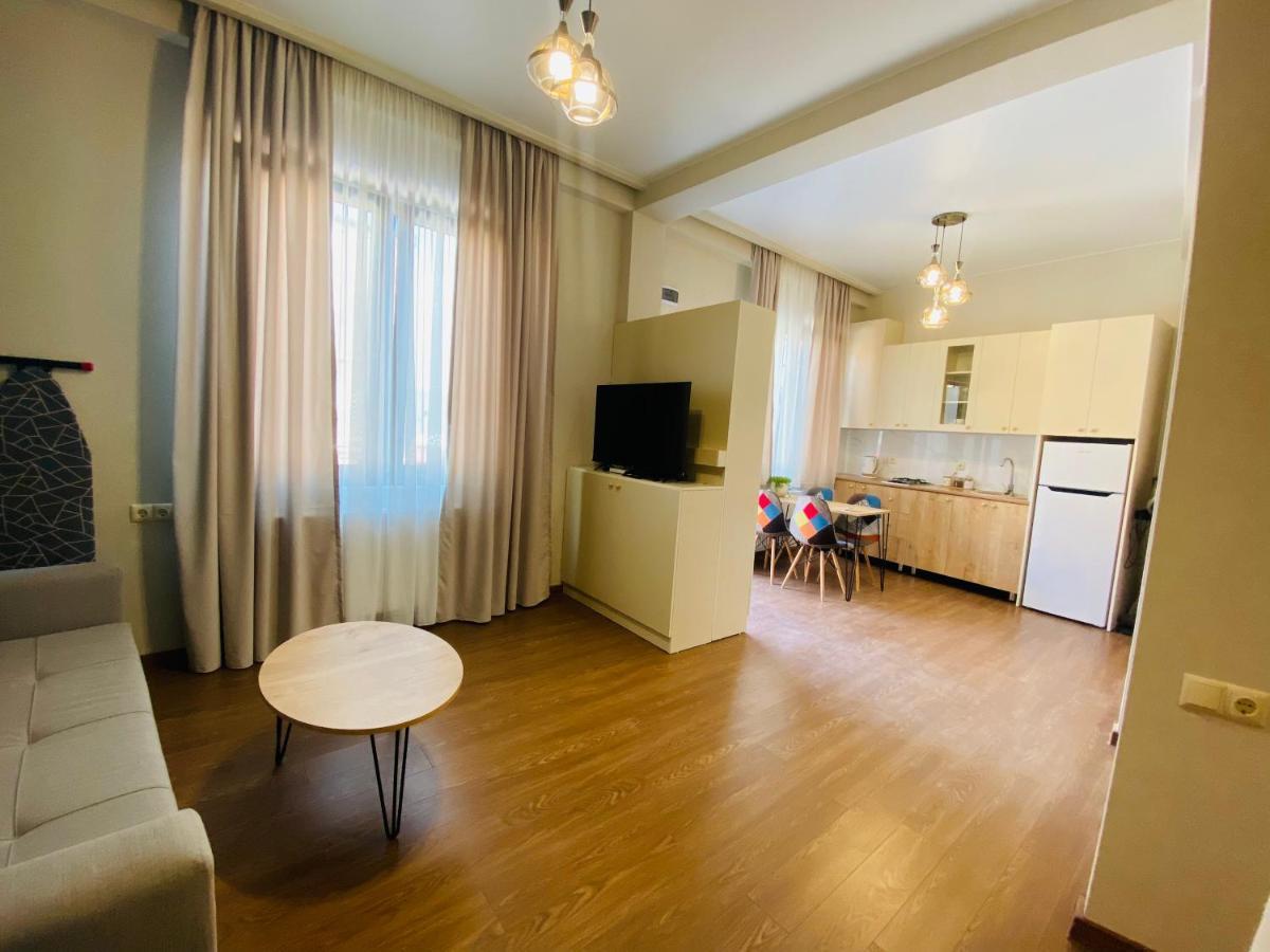Luxury Apartment In Old Tbilisi With Terrace Kültér fotó