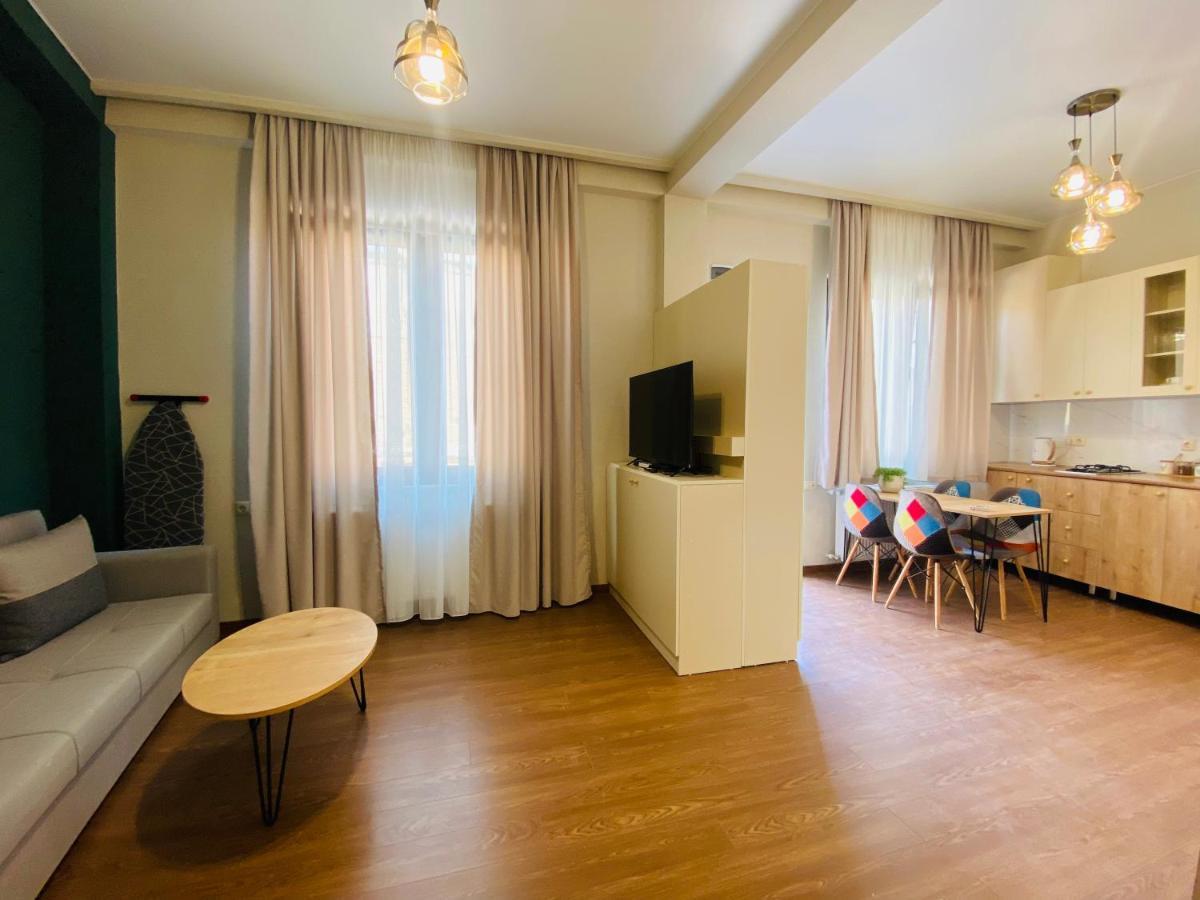 Luxury Apartment In Old Tbilisi With Terrace Kültér fotó